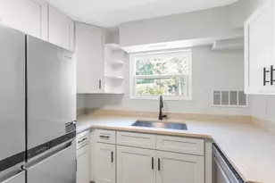 3835 Almeria Ct, Sarasota, FL 34239 - Photo 21