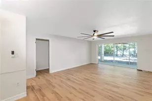 3835 Almeria Ct, Sarasota, FL 34239 - Photo 7