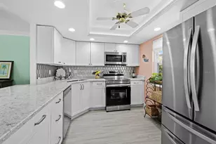 4430 Exeter Dr, Longboat Key, FL 34228 - Photo 3