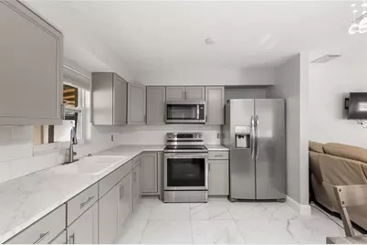 1731 4th Avenue E, Bradenton, FL 34208 - Photo 7