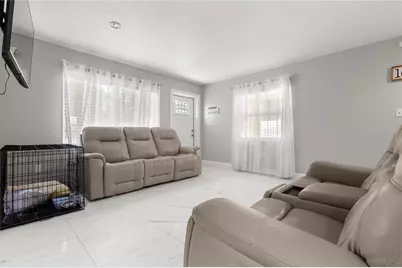 1731 4th Avenue E, Bradenton, FL 34208 - Photo 5