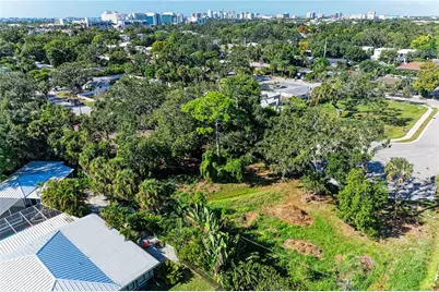 Datura Street, Sarasota, FL 34239 - Photo 9