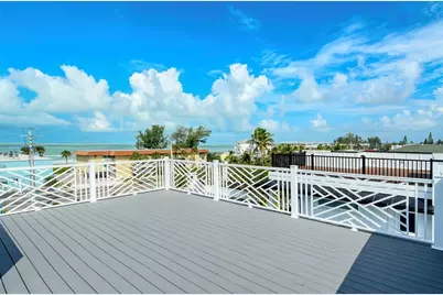 2406 Avenue C, Bradenton Beach, FL 34217 - Photo 69