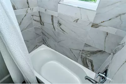 2406 Avenue C, Bradenton Beach, FL 34217 - Photo 29