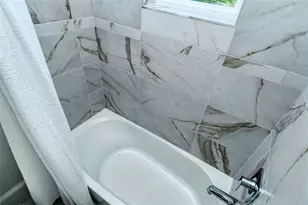 2406 Avenue C, Bradenton Beach, FL 34217 - Photo 29