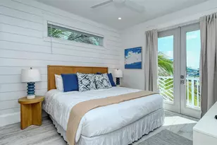 2406 Avenue C, Bradenton Beach, FL 34217 - Photo 25