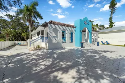 1521 Siesta Drive, Sarasota, FL 34239 - Photo 3