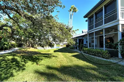 1243 Siesta Bayside Drive #D, Sarasota, FL 34242 - Photo 35