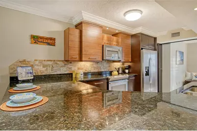 1243 Siesta Bayside Drive #D, Sarasota, FL 34242 - Photo 19