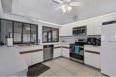 217 Southampton Drive #286, Venice, FL 34293 - Photo 37