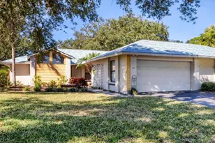 217 Southampton Dr, Venice, FL 34293 - Photo 3