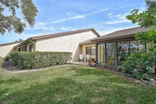 5633 Avista Dr, Sarasota, FL 34243 - Photo 25
