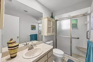 4715 Village Gardens Dr, Sarasota, FL 34234 - Photo 17