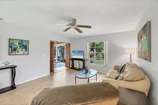 4715 Village Gardens Dr, Sarasota, FL 34234 - Photo 5