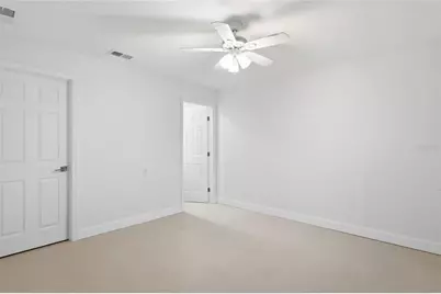 1910 New Hampshire Avenue NE, Saint Petersburg, FL 33703 - Photo 27