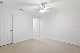 1910 New Hampshire Ave NE, Saint Petersburg, FL 33703 - Photo 27