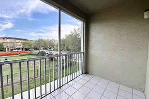 5001 Baraldi Cir, Sarasota, FL 34235 - Photo 13