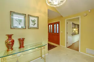 5728 Doral Dr, Sarasota, FL 34243 - Photo 5