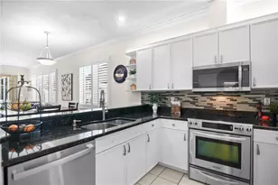 8525 54th Ave Cir E, Bradenton, FL 34211 - Photo 7