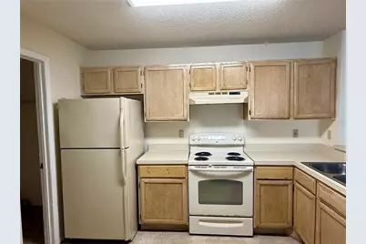 4057 Crockers Lake Boulevard #17, Sarasota, FL 34238 - Photo 5