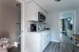 604 Avenida De Mayo, Sarasota, FL 34242 - Photo 17