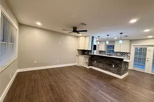 3980 Berkshire Dr, Sarasota, FL 34241 - Photo 13