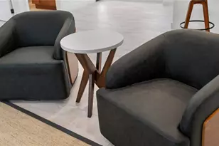 160 Harrison Dr, Sarasota, FL 34236 - Photo 15