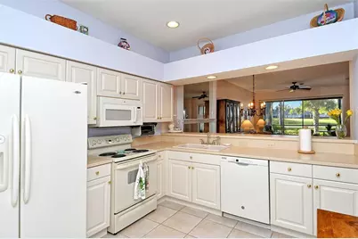 5124 Mahogany Run Avenue, Sarasota, FL 34241 - Photo 21