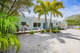 410 Garfield Dr, Sarasota, FL 34236 - Photo 5