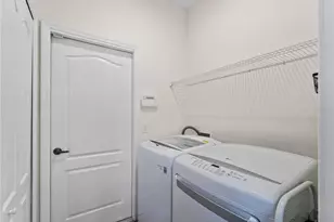 8419 Whispering Woods Ct, Lakewood Ranch, FL 34202 - Photo 35