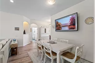 8419 Whispering Woods Ct, Lakewood Ranch, FL 34202 - Photo 7