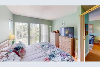 3415 Clark Road #215, Sarasota, FL 34231 - Photo 11