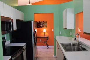 4006 39th St W, Bradenton, FL 34205 - Photo 3