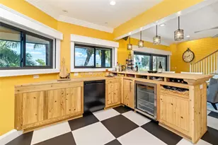 560 Harbor Cove Cir, Longboat Key, FL 34228 - Photo 17