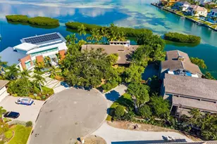 560 Harbor Cove Cir, Longboat Key, FL 34228 - Photo 57