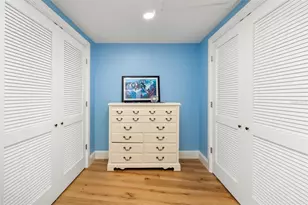 560 Harbor Cove Cir, Longboat Key, FL 34228 - Photo 33