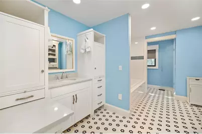 560 Harbor Cove Circle, Longboat Key, FL 34228 - Photo 29