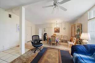 2150 Schwalbe Way, Sarasota, FL 34235 - Photo 9