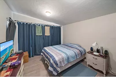 2150 Schwalbe Way, Sarasota, FL 34235 - Photo 11