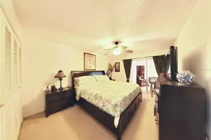 102 47th Ave Dr W, Bradenton, FL 34207 - Photo 7