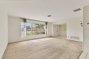 1797 Pomelo Dr, Venice, FL 34293 - Photo 9