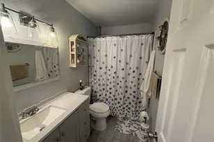 1020 36th St W, Bradenton, FL 34205 - Photo 13