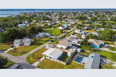 416 41st Street W, Palmetto, FL 34221 - Photo 35