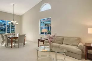 4177 Westbourne Cir, Sarasota, FL 34238 - Photo 5