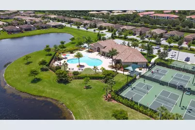 7027 Quiet Creek Drive, Bradenton, FL 34212 - Photo 45