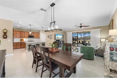 7027 Quiet Creek Drive, Bradenton, FL 34212 - Photo 3