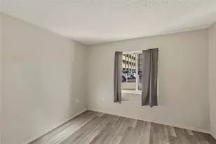 3531 Lake Bayshore Dr, Bradenton, FL 34205 - Photo 21