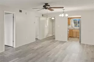 3531 Lake Bayshore Dr, Bradenton, FL 34205 - Photo 11