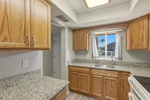 3531 Lake Bayshore Dr, Bradenton, FL 34205 - Photo 13