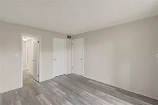 3531 Lake Bayshore Dr, Bradenton, FL 34205 - Photo 17